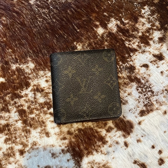 Louis Vuitton Monogram Black and Brown Wallet - Picture 1 of 4